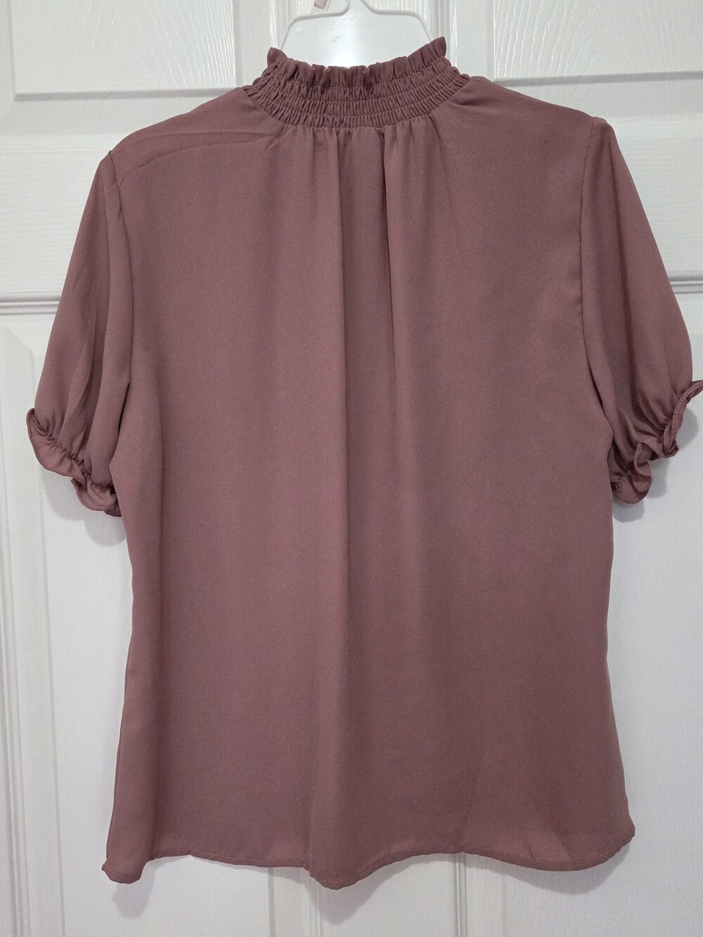 SHEIN Privé Frill Trim Mock Neck Puff Sleeve Short Sleeve Pink Blouse Sz Medium - Picture 4 of 10